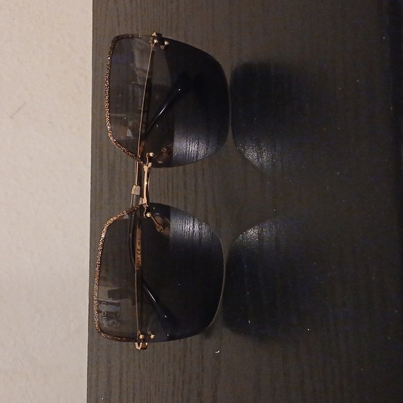 I am moving out to I have to make room. - Picture 2 of 2